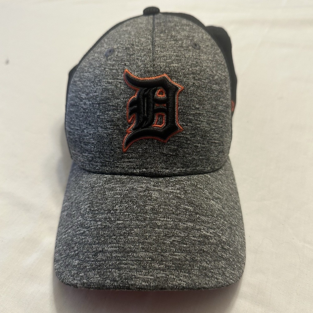 New Era 39Thirty Fitted Detroit Tigers Hat Baseball Cap Ball Medium / Large